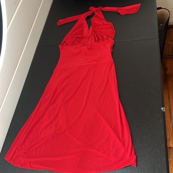 Sabora Deep Red Dress SZ Medium - Picture 2 of 4